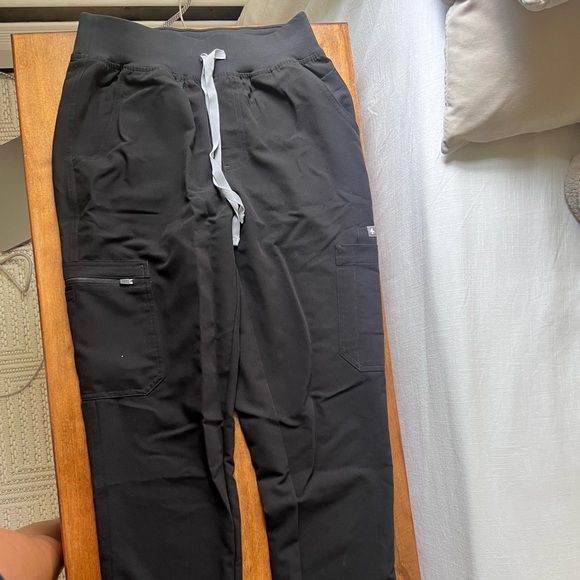 Figs Yola Skinny Scrub pant - Picture 1 of 6